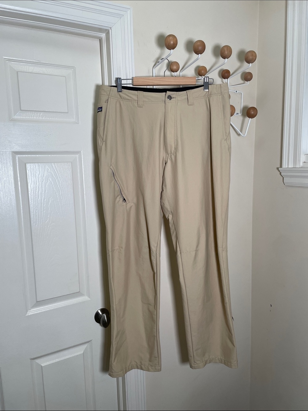 Patagonia Khaki Lightweight Outdoor Hiking Pants - Yellow / Khaki - 38